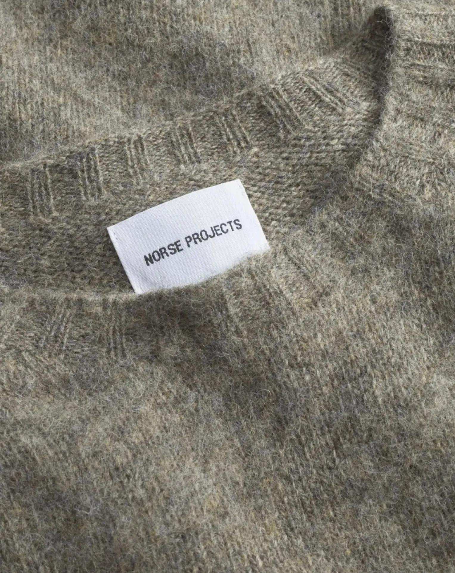 Birnir Lambswool Sweater