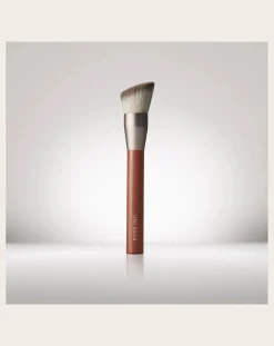 Foundation brush