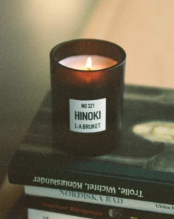 Hinoki scented candle - 260g