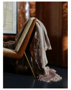 HM1 Boomerang Lounge Chair, Walnut Wood Frame