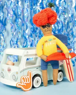 Hooman Surfer digging toy