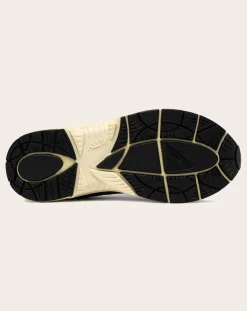 Hyperway Low Suede Sneakers