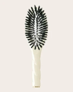 N°01 The Universal Petite Brush - Care & Shine