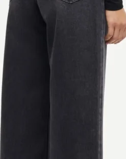 Rebecca high-waisted jeans in cotton