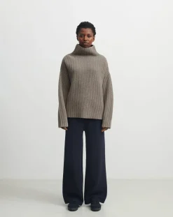Rib Lamb Wool Sweater - Women's Collection