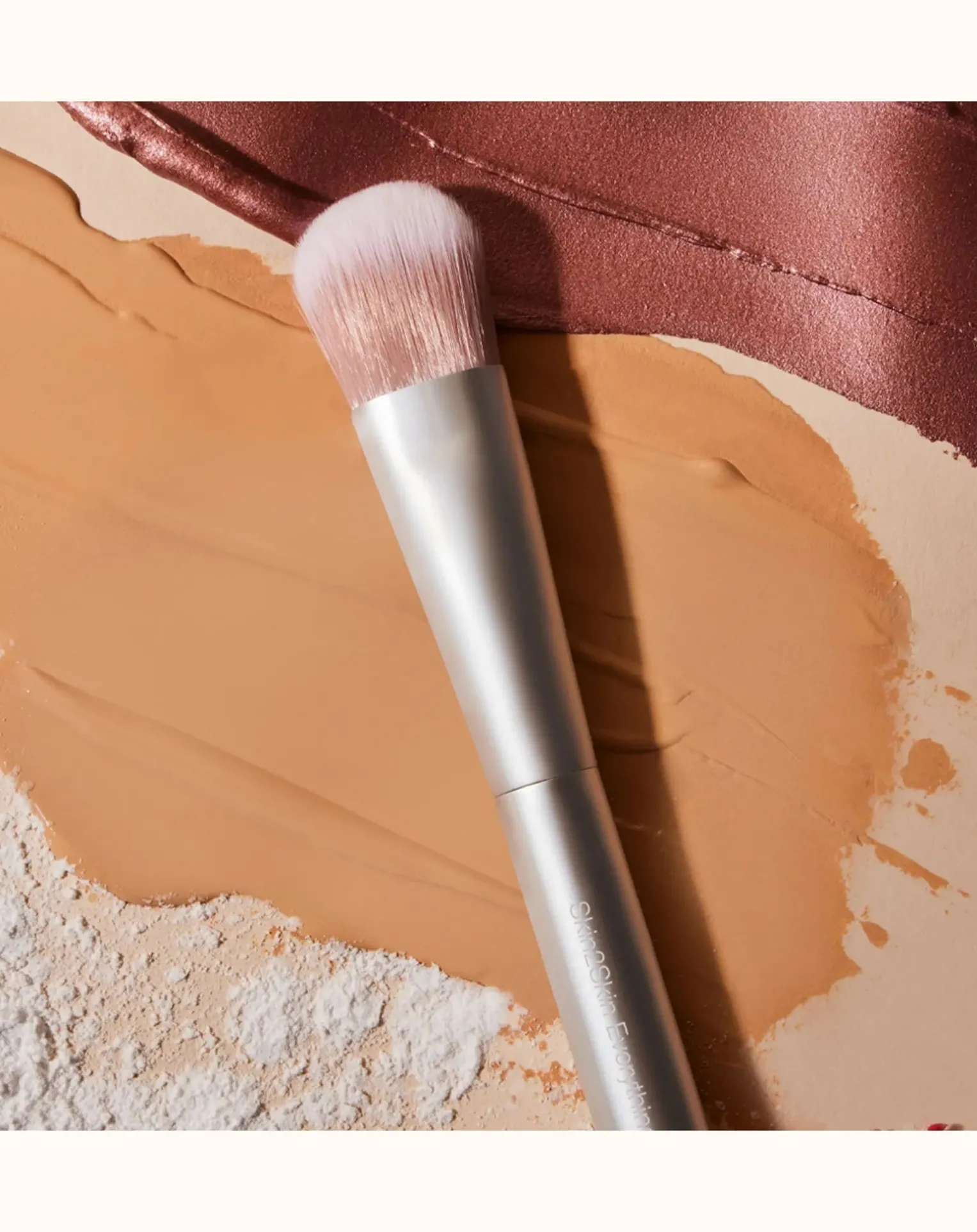 Skin2Skin multifunction brush