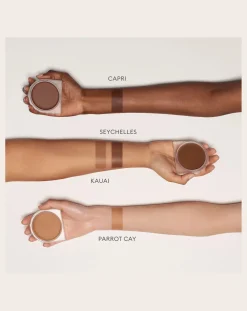 Solar Infusion soft-focus bronzer