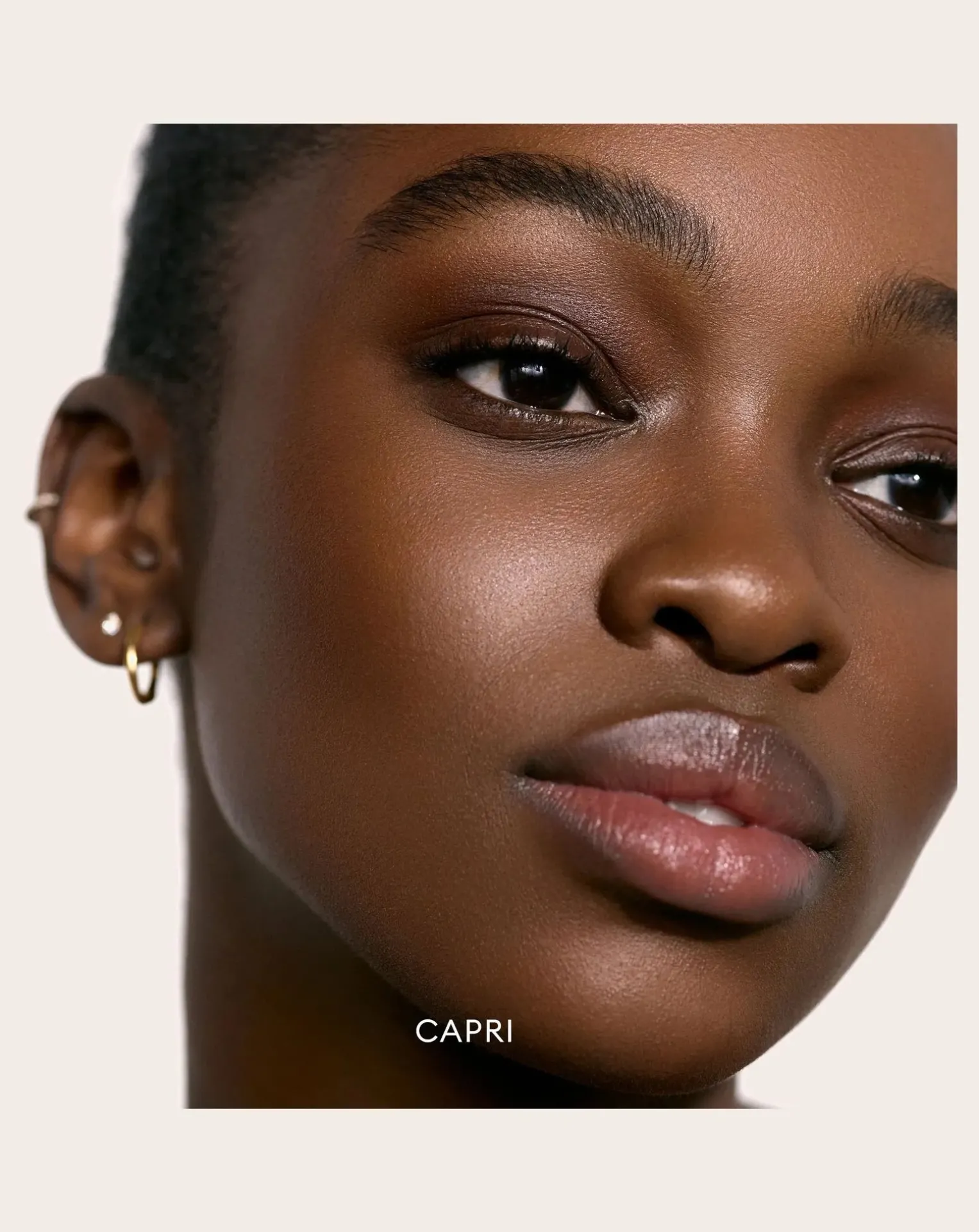 Solar Infusion soft-focus bronzer