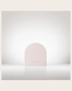 Solar Radiance moisturizing cream illuminator