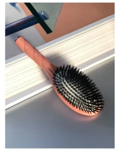 The All-Rounder N°01 Hairbrush - Care & Shine