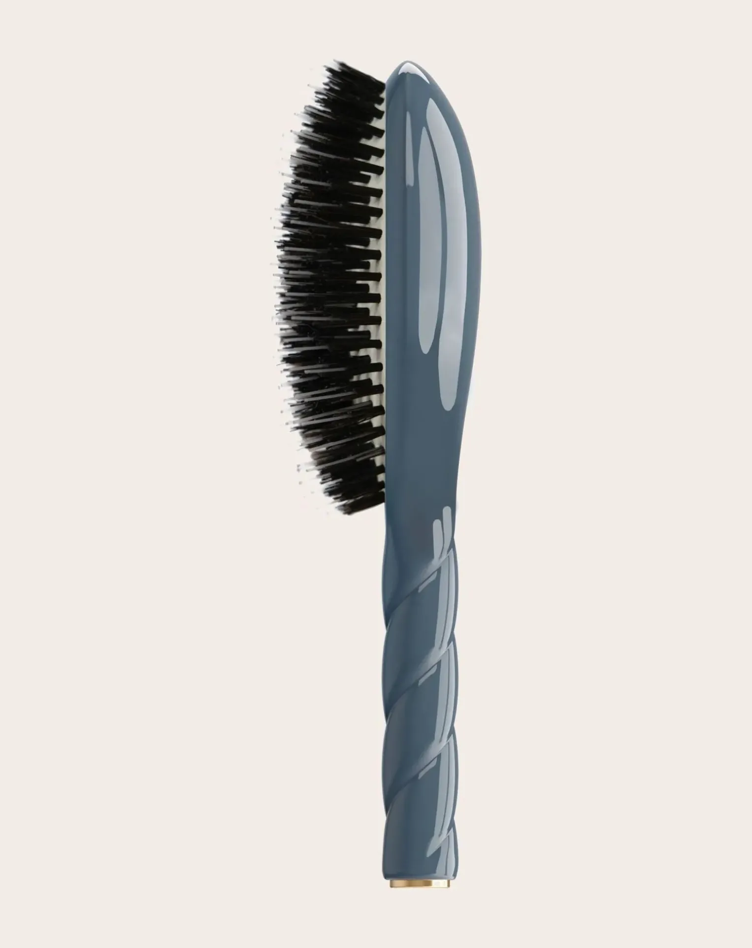 The Essential N°02 Hairbrush - Care & Detangling