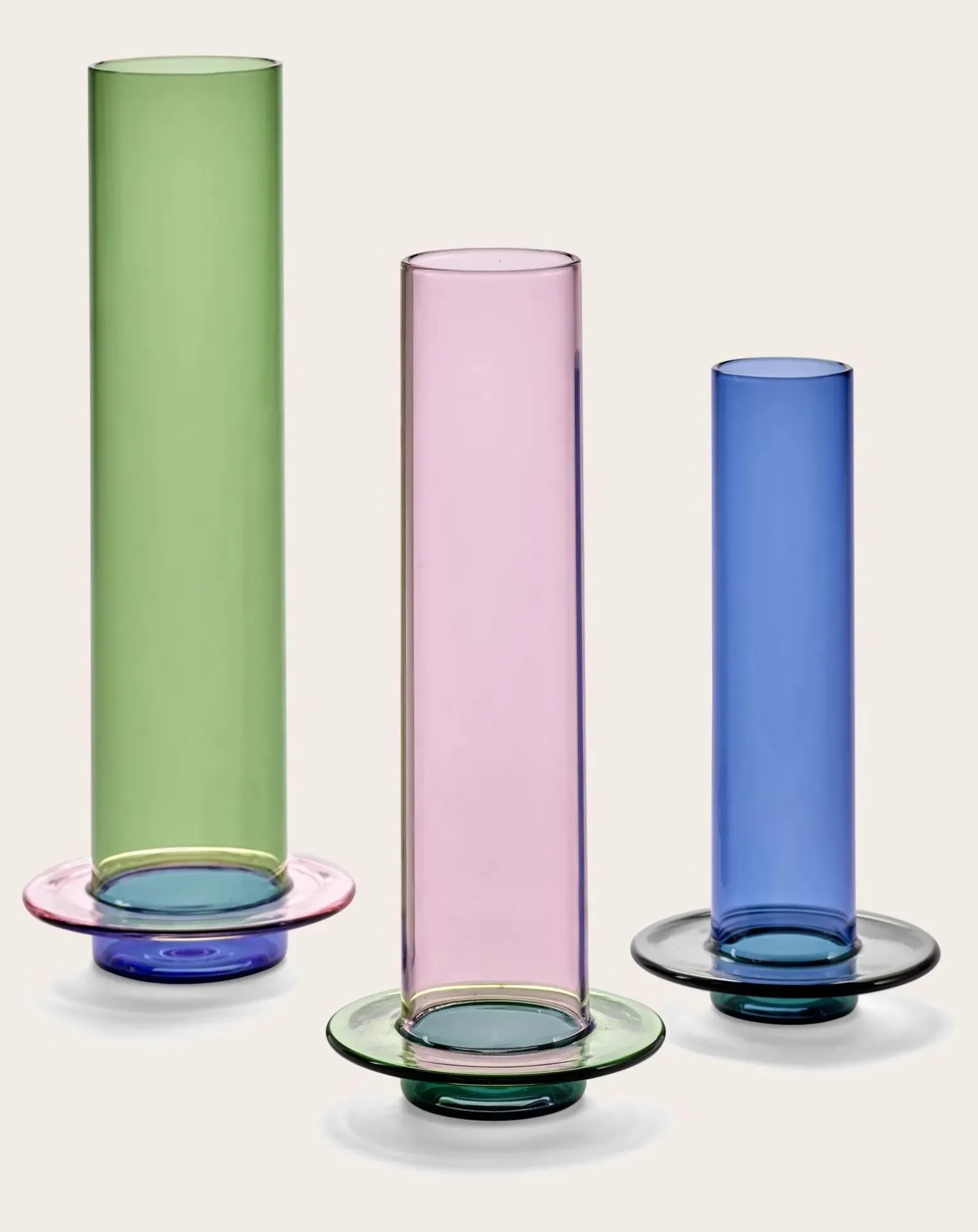 Vase Towers, Jose Levy