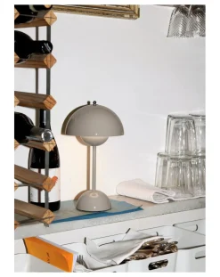 VP9 Flowerpot Portable Table Lamp, Vernon Panton