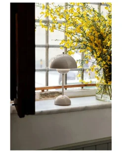 VP9 Flowerpot Portable Table Lamp, Vernon Panton